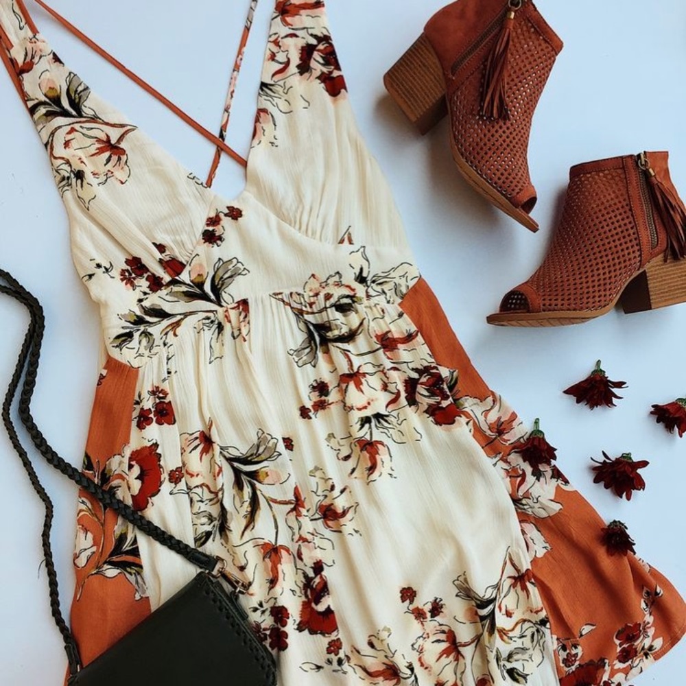 NWT Floral dress!!